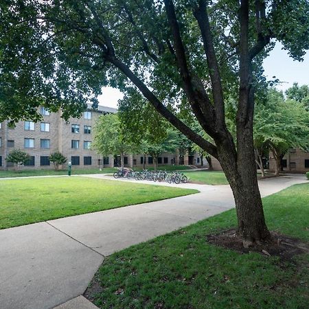 Mt Vernon Square Station Apartments Washington Exterior photo